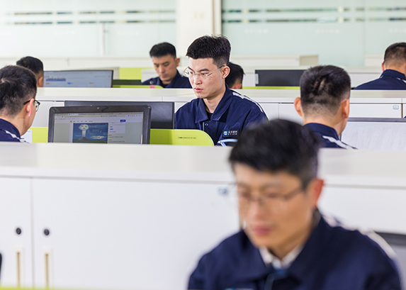 工作在j9国际厅